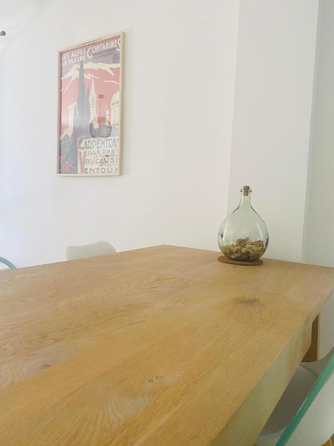 La Maison D A Cote 8 A 10 Personnes Карпентра Екстериор снимка