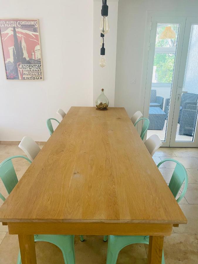 La Maison D A Cote 8 A 10 Personnes Карпентра Екстериор снимка
