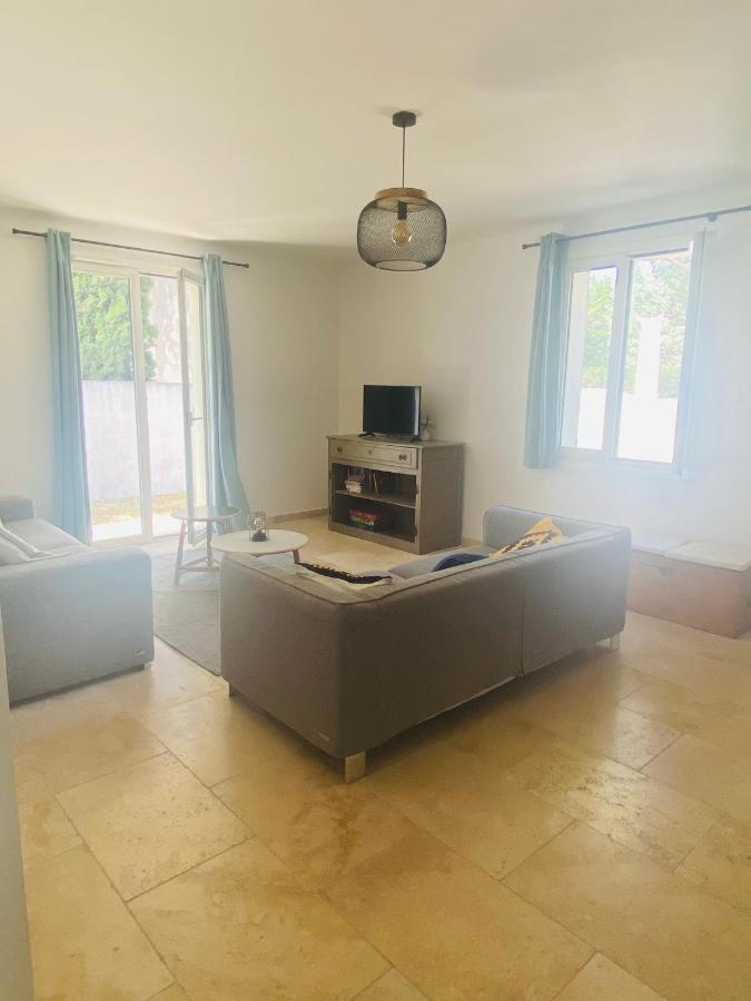 La Maison D A Cote 8 A 10 Personnes Карпентра Екстериор снимка