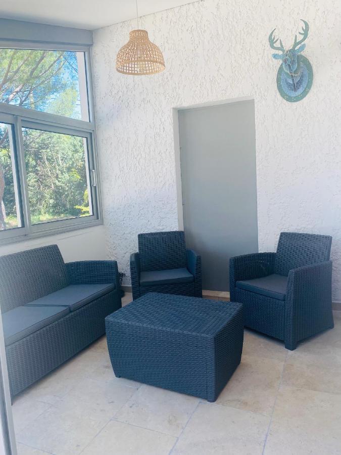 La Maison D A Cote 8 A 10 Personnes Карпентра Екстериор снимка